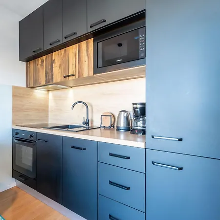 Babic By Interhome Vir